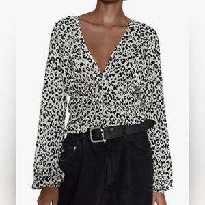 Zara Black and White Animal Print V-Neck Blouse Size M